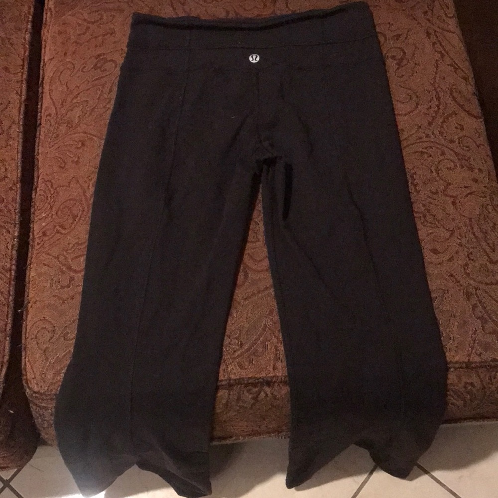 Lululemon yoga pants